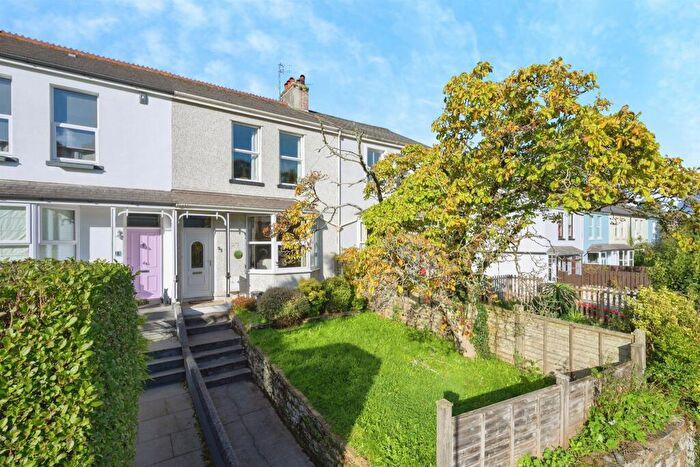 3 Bedroom Terraced House For Sale In Lower Compton Road, Plymouth, PL3