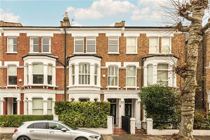 6 Bedroom Property To Rent In Melrose Gardens, Brook Green, W6
