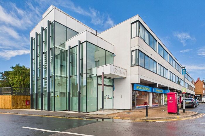 1 Bedroom Flat To Rent In Church Road, Ashford, Surrey, TW15