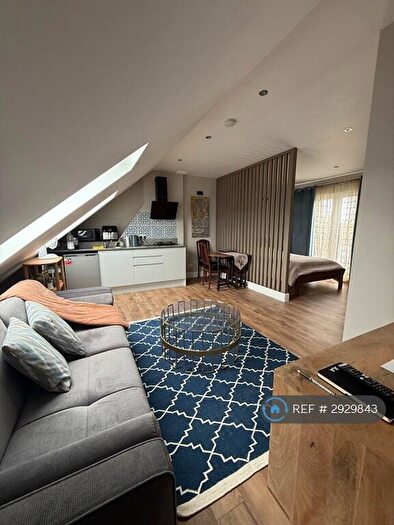 Studio To Rent In Rectory Rd, Kent, BR3