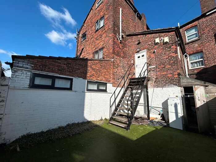 4 Bedroom Property To Rent In County Road, Liverpool, L4