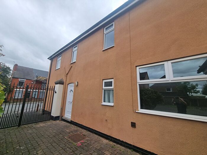 3 Bedroom Semi-Detached House For Sale In St. Johns Road, Cannock, WS11