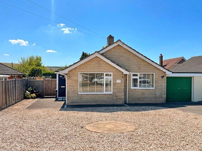 3 Bedroom Detached Bungalow For Sale In Glyn Place, East Melbury, Shaftesbury, SP7