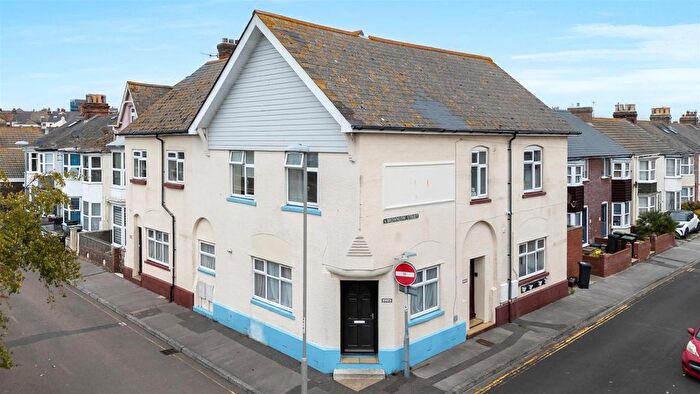 2 Bedroom Property For Sale In Ranelagh Road, Weymouth, DT4
