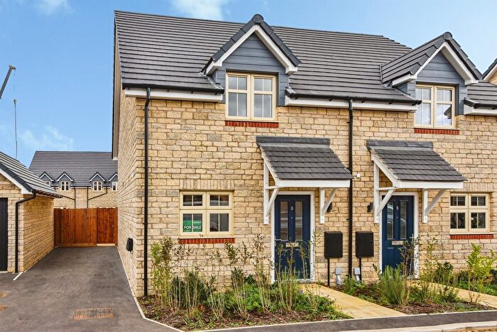 2 Bedroom End Of Terrace House For Sale In Cardiff Close, Patterdown, Chippenham, SN15