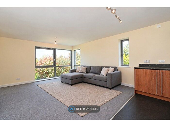 2 Bedroom Flat To Rent In Wyck Beck Road, Bristol, BS10