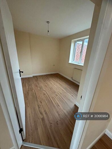 2 Bedroom Flat To Rent In Dorley Place, Bromsgrove, B60