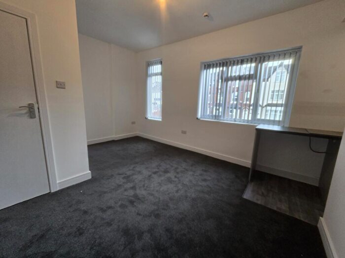 Studio To Rent In Birmingham Road, West Bromwich, Sandwell, B70