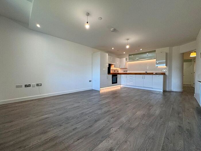 2 Bedroom Flat For Sale In Edinburgh House, Edinburgh Gate, Harlow, CM20