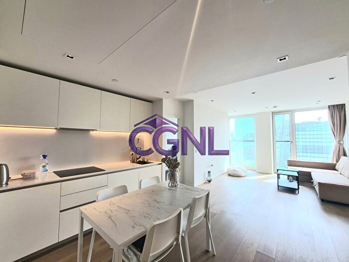 1 Bedroom Flat To Rent In Upper Ground, London, SE1