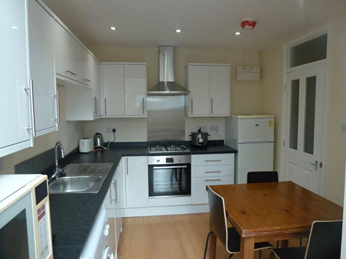 4 Bedroom Terraced House To Rent In Sir Henry Parkes Road, Coventry, CV5