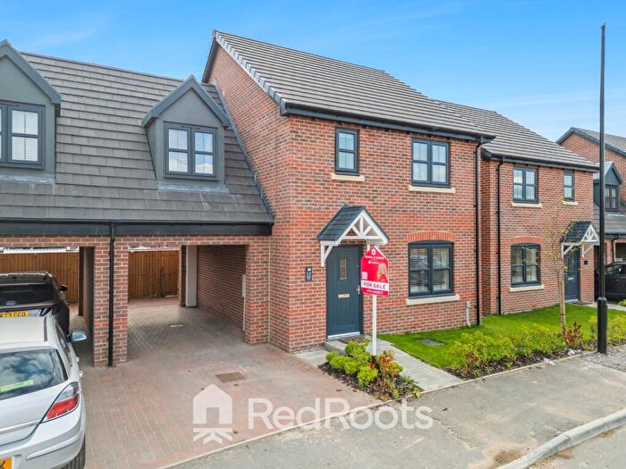 4 Bedroom Link Detached House For Sale In Donnelly Road, Armthorpe, Doncaster, DN3