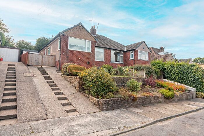 2 Bedroom Bungalow For Sale In Spring Park Road, Wilsden, Bradford, West Yorkshire, BD15