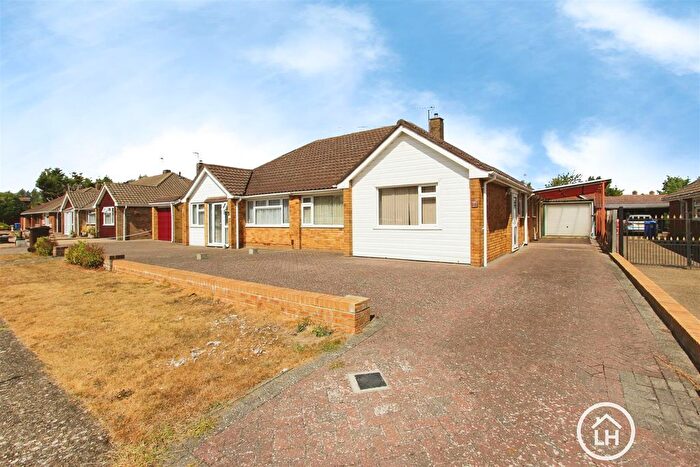 3 Bedroom Semi-Detached Bungalow For Sale In Hill Brow, Sittingbourne, ME10