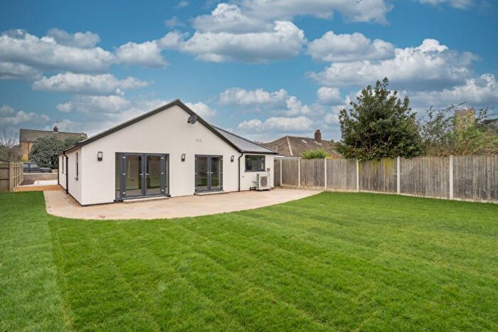 4 Bedroom Detached Bungalow For Sale In Black Street, Martham, NR29