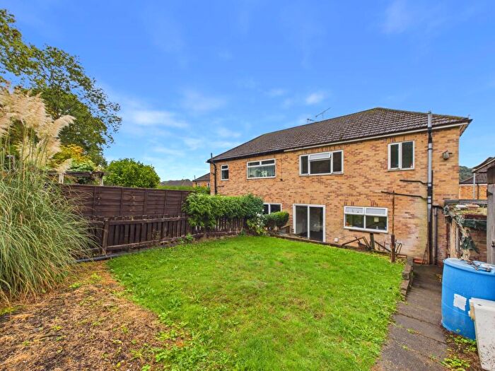 3 Bedroom Semi-Detached House For Sale In Mettesford, Matlock, DE4
