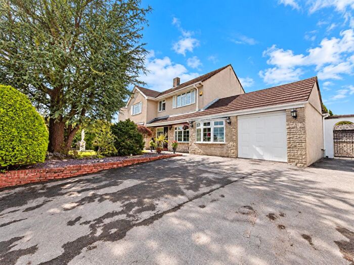 4 Bedroom Detached House For Sale In Bryntirion Close, Bridgend, CF31
