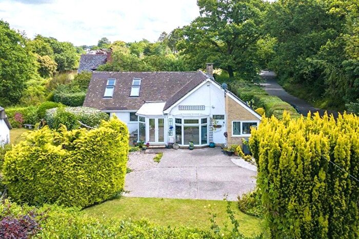 3 Bedroom Bungalow For Sale In Beggars Lane, Honiton, Devon, EX14