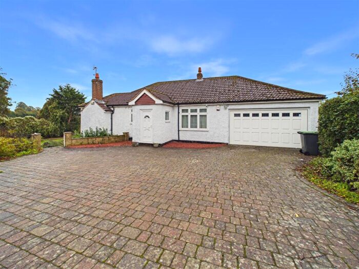 3 Bedroom Detached Bungalow To Rent In Church Road, Greasley, Nottingham, NG16