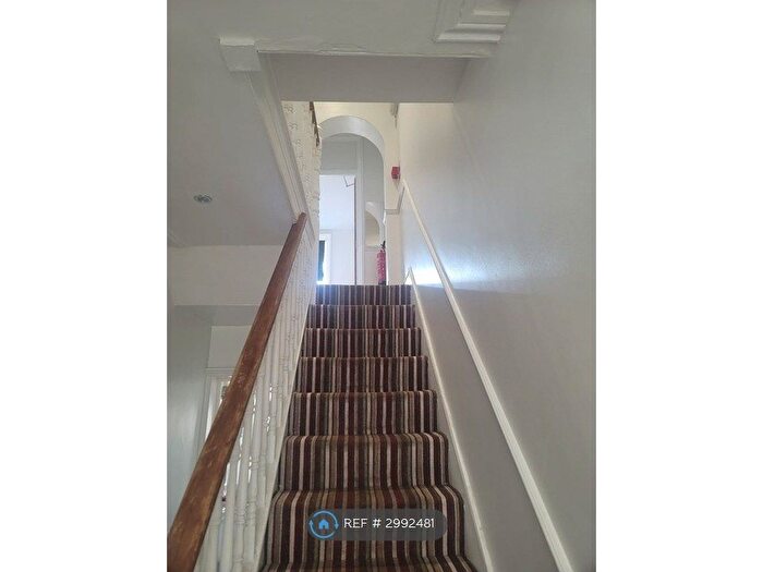 5 Bedroom Terraced House To Rent In Winchester Road, Bath, BA2