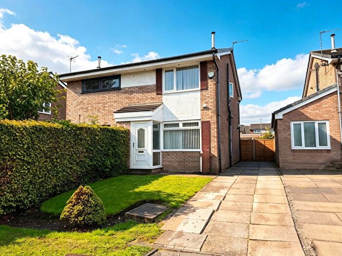 2 Bedroom Semi-Detached House To Rent In Broadhurst, Denton, Manchester, M34