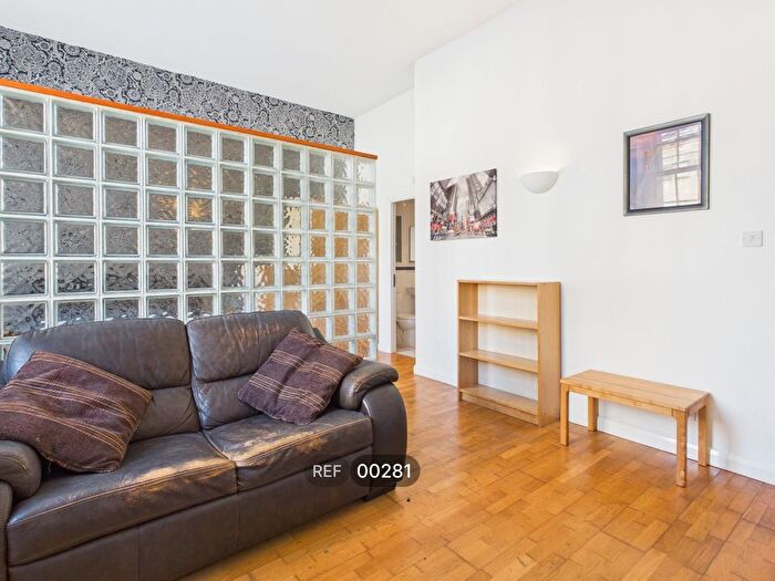 1 Bedroom Flat To Rent In Lowgate, Hull, HU1