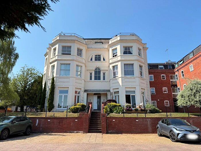 1 Bedroom Apartment To Rent In Kenilworth Hall, Bridge Street, Kenilworth, CV8