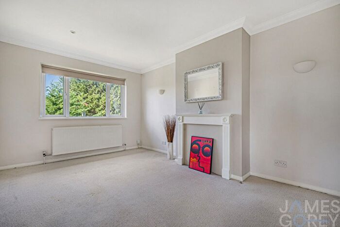 2 Bedroom Maisonette For Sale In Hillview Road, Chislehurst, BR7