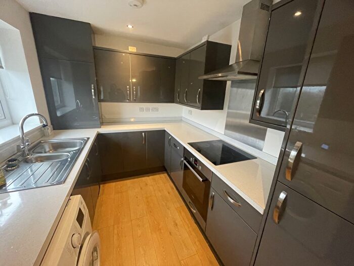 2 Bedroom Flat To Rent In The Paddock, Chesterfield Road, Dronfield, S18