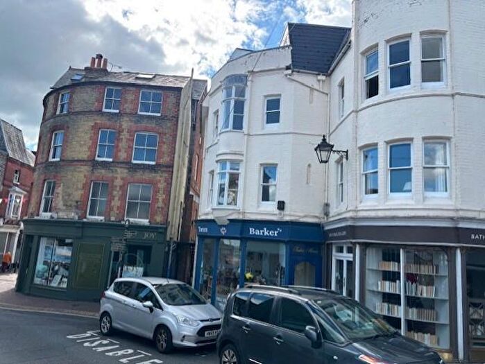 1 Bedroom Flat For Sale In Bath Road, Cowes, PO31