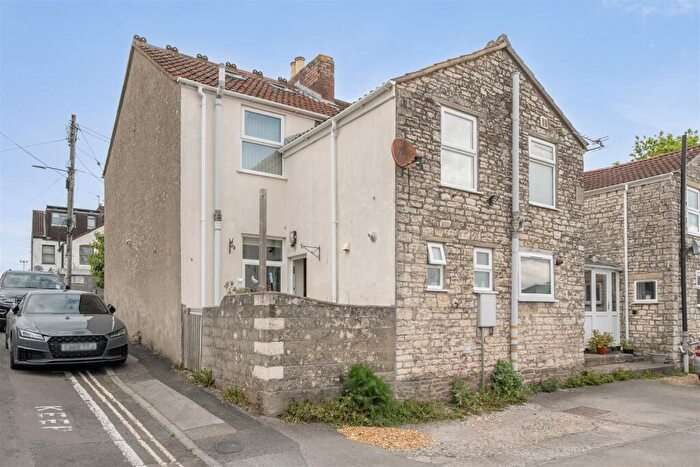 3 Bedroom End Of Terrace House For Sale In Elm View, Midsomer Norton, Radstock, BA3