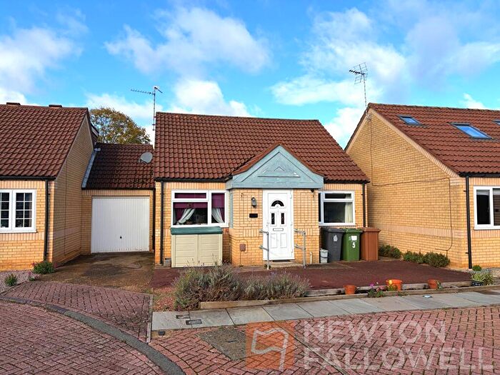 2 Bedroom Detached Bungalow For Sale In School Close, Bretton, Peterborough, PE3