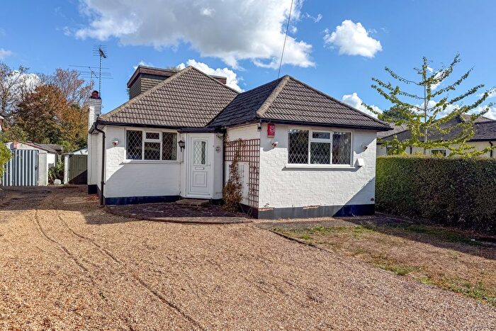 2 Bedroom Bungalow For Sale In Wraysbury, Berkshire, TW19