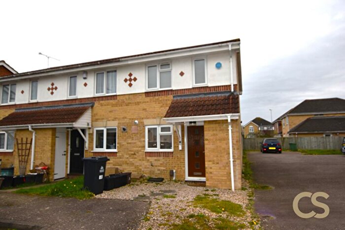 2 Bedroom End Of Terrace House To Rent In Norwood Road, Cheshunt, Hertfordshire, EN8