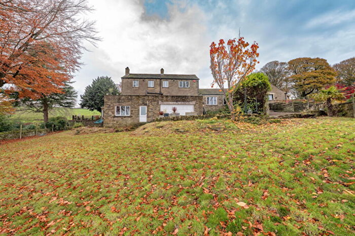 4 Bedroom Detached House For Sale In Quaker Bottom, High Flatts, Huddersfield, HD8