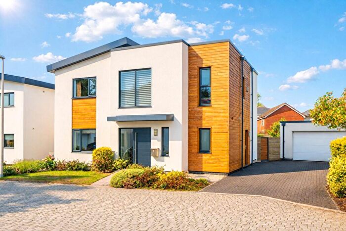 4 Bedroom Detached House For Sale In Exeter, Devon, EX2