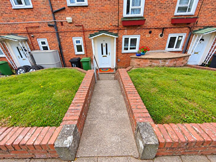 1 Bedroom Flat For Sale In Elaine Close, Exeter, EX4