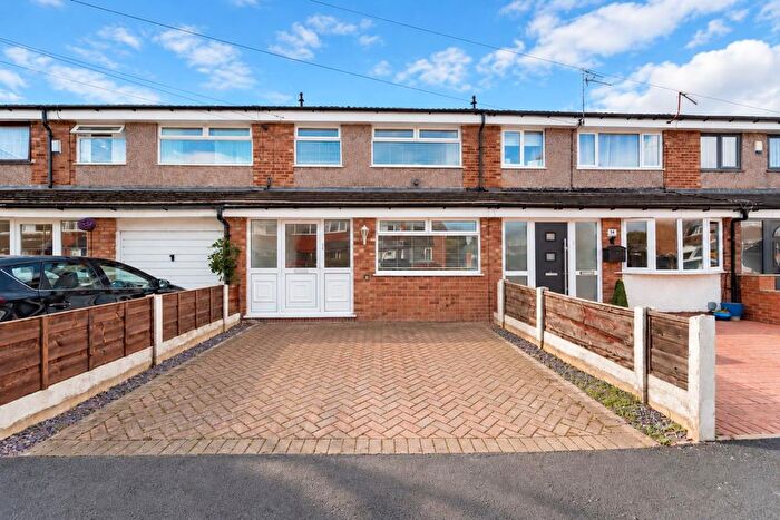 3 Bedroom Terraced House For Sale In Amberwood Drive, Manchester, M23