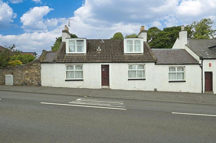 4 Bedroom Semi-Detached House For Sale In - Church Street, Tranent, EH33