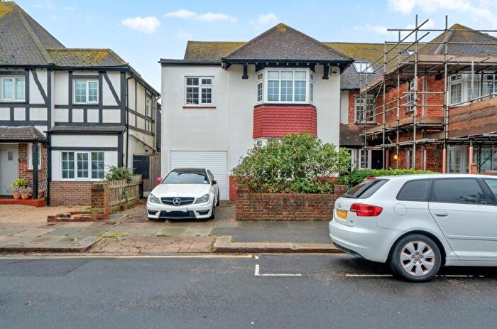 4 Bedroom Semi-Detached House For Sale In Middleton Avenue, Hove, East Sussex, BN3