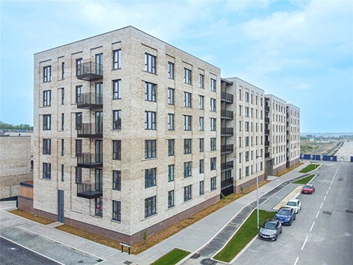 2 Bedroom Flat For Sale In Runway Avenue, Patchway, Bristol, South Gloucestershire, BS34