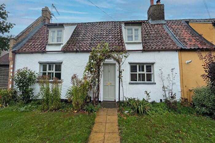 2 Bedroom End Of Terrace House For Sale In Mill Street, Isleham, Ely, CB7