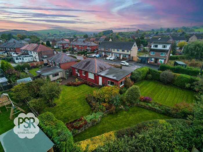 2 Bedroom Bungalow For Sale In High Hill Road, New Mills, SK22