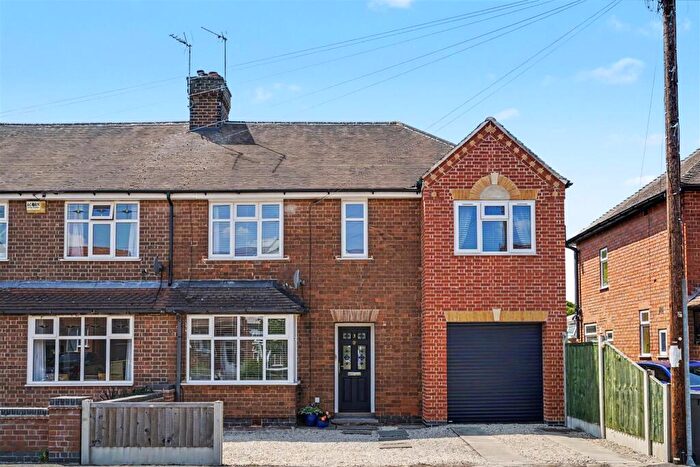 4 Bedroom Semi-Detached House For Sale In Belmont Avenue, Breaston, DE72