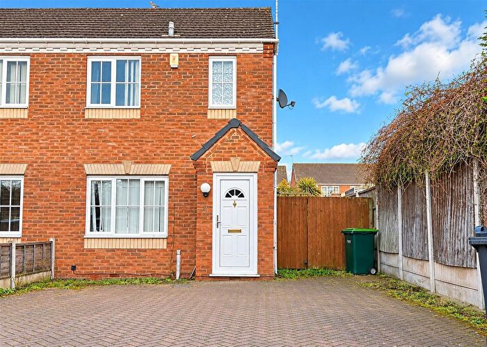 3 Bedroom Property To Rent In Delamere Drive, Tamebridge, Walsall, WS5