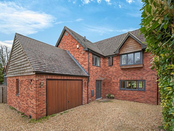 5 Bedroom Detached House For Sale In Rowstock, Didcot, OX11
