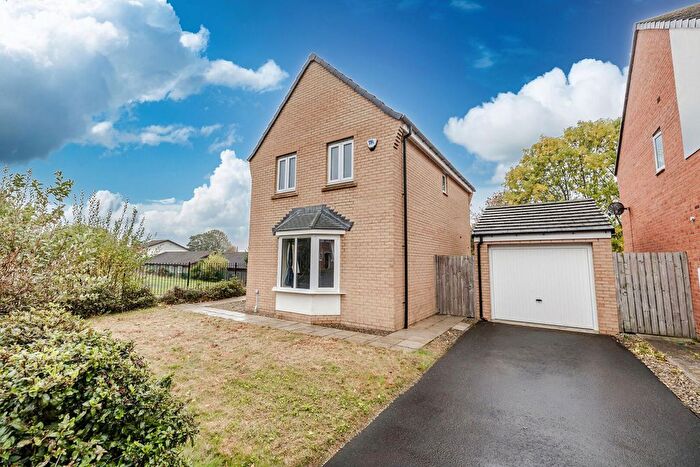 3 Bedroom Detached House For Sale In Vallum Place, Throckley, Newcastle Upon Tyne, NE15