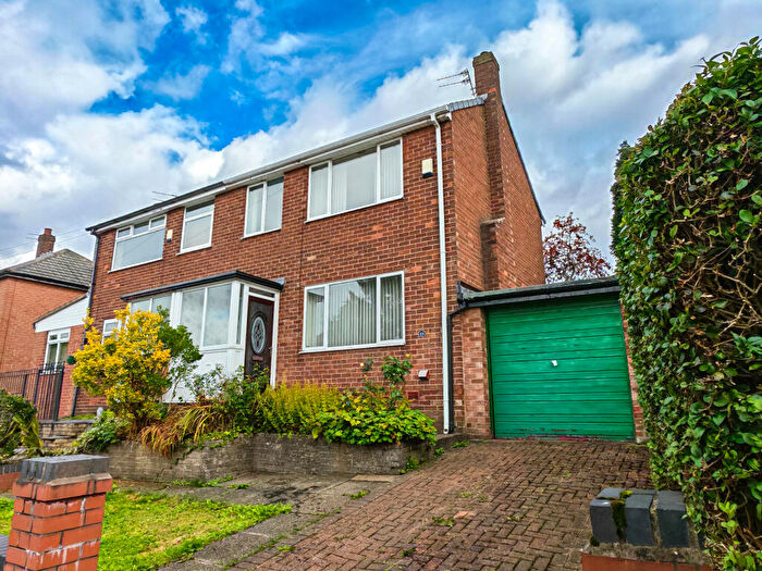 3 Bedroom Semi-Detached House For Sale In Freshfield Avenue, Gee Cross, Hyde, SK14