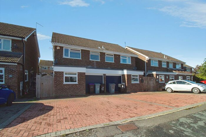 3 Bedroom Semi-Detached House For Sale In Feneley Close, Deeping St. James, Peterborough, PE6