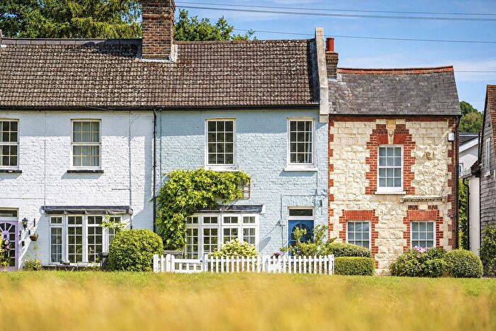 3 Bedroom Terraced House For Sale In Flanchford Road, Reigate, Surrey, RH2